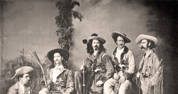 Buffalo Bill และ Wild Bill - Buffalo Bill ศูนย์กลางแห่งเวสต์  By KUBET