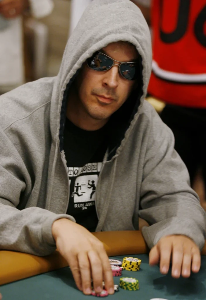 Phil Laak เล่นโป๊กเกอร์เพื่อการกุศล มอบเงินทุน $6,766 ให้แก่แคมป์ซันไชน์ - KUBET