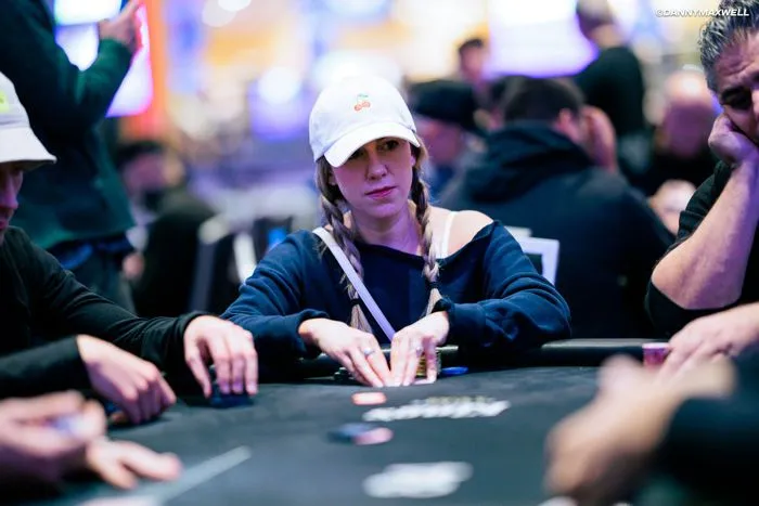 ปัจจุบัน Kristen Foxen อยู่ในอันดับสูงสุดในอันดับ GPI Female POY ประจำปี 2024